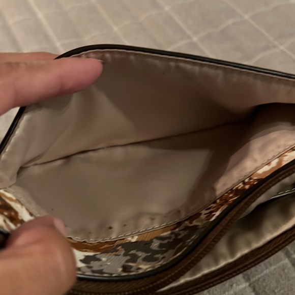 Like new Coach wristlet - Picture 4 of 5